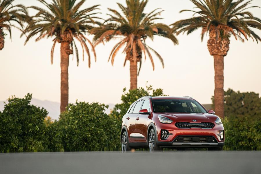  Kia Niro EcoHybrid 2020 года  (NA) (фото 20 из 63)